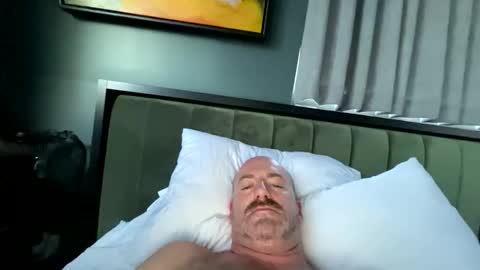 Snapshot of austintoner85 chatting on 10-15-25, 08:42 austintoner85 online show from 10-15-25, 08:42