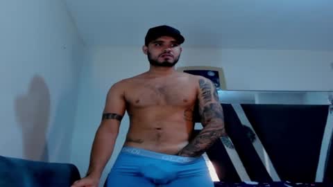 Snapshot of austintorres_ chatting on 12-13-24, 04:43 AustinTorres  online show from 12-13-24, 04:43