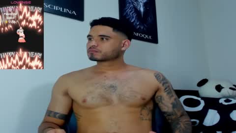 Snapshot of austintorres_ chatting on 01-25-25, 11:00 AustinTorres  online show from 01-25-25, 11:00