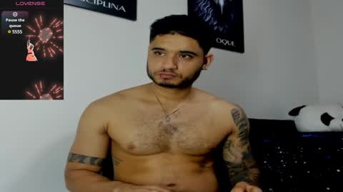 Snapshot of austintorres_ chatting on 02-07-25, 04:37 AustinTorres  online show from 02-07-25, 04:37