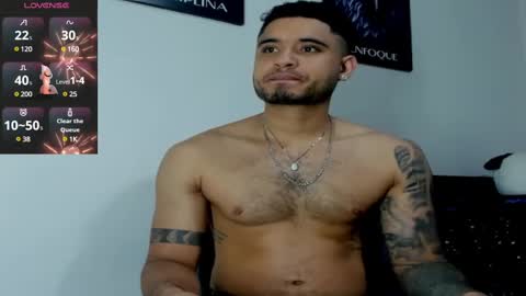 Snapshot of austintorres_ chatting on 02-10-25, 02:30 AustinTorres  online show from 02-10-25, 02:30