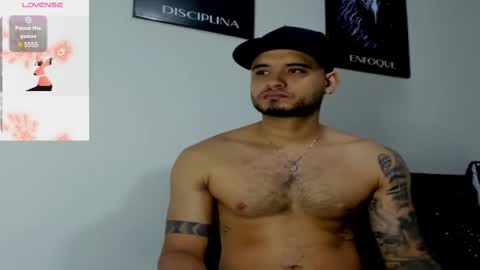 Snapshot of austintorres_ chatting on 02-12-25, 02:56 AustinTorres  online show from 02-12-25, 02:56