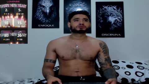 Snapshot of austintorres_ chatting on 03-12-25, 01:25 AustinTorres  online show from 03-12-25, 01:25