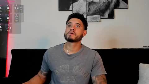 Snapshot of austintorres_ chatting on 09-23-25, 02:47 AustinTorres  online show from 09-23-25, 02:47