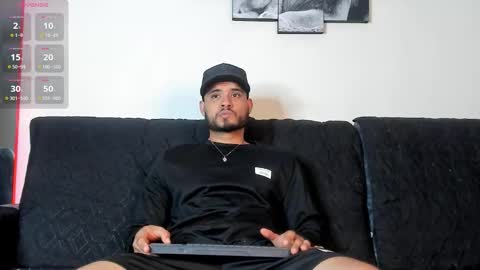 Snapshot of austintorres_ chatting on 09-26-25, 03:10 AustinTorres  online show from 09-26-25, 03:10