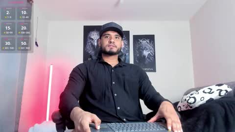 Snapshot of austintorres_ chatting on 10-02-25, 02:18 AustinTorres  online show from 10-02-25, 02:18