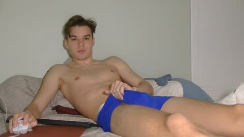 Snapshot of auston_r1ch chatting on 01-28-25, 05:14 Auston 3 online show from 01-28-25, 05:14