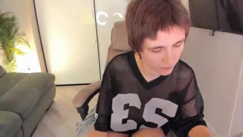 Snapshot of autumnwhisper_ chatting on 02-06-26, 09:07 Alice online show from 02-06-26, 09:07