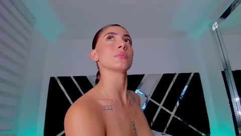 Snapshot of ava_fontana2 chatting on 06-09-26, 11:49 Ava Fontana online show from 06-09-26, 11:49