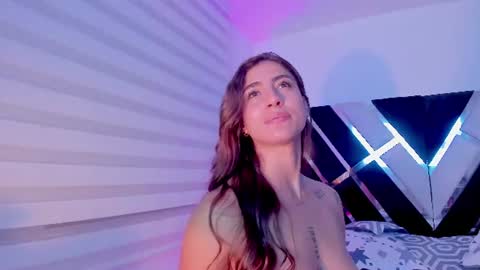 Snapshot of ava_fontana2 chatting on 06-17-26, 12:24 Ava Fontana online show from 06-17-26, 12:24