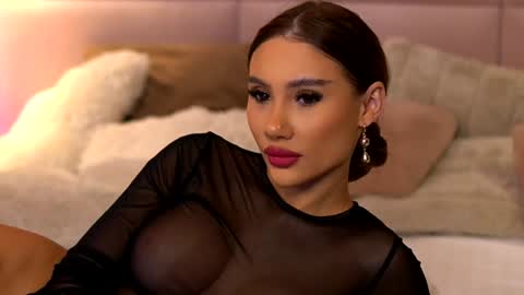 Ava online show from 12-19-24, 10:00