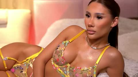 Ava online show from 09-14-25, 10:42