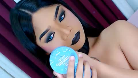 Ava online show from 10-23-25, 09:41