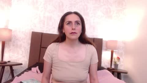 Snapshot of ava_raye chatting on 02-13-26, 07:32 Ava online show from 02-13-26, 07:32