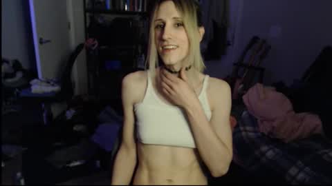 Snapshot of ava_reinhart_999 chatting on 02-13-26, 02:40 Ava online show from 02-13-26, 02:40