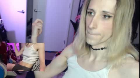 Snapshot of ava_reinhart_999 chatting on 02-14-26, 09:33 Ava online show from 02-14-26, 09:33