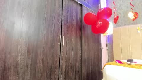 AVA online show from 09-29-25, 01:00