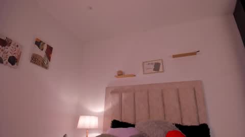 Avaline Help me reach 100 likes TRANSMISSION EVERY DAY FROM 39 PM online show from 02-14-25, 03:22