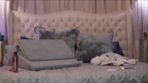 Snapshot of avalonnfoxx chatting on 01-07-25, 06:27 AvalonnFoxx online show from 01-07-25, 06:27