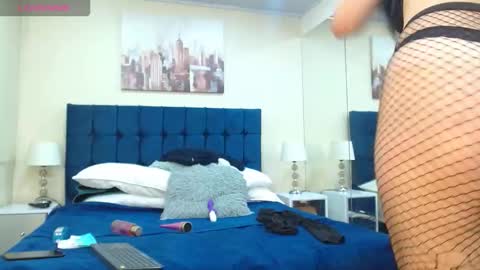 Snapshot of avareece chatting on 11-29-25, 12:52 Ava online show from 11-29-25, 12:52