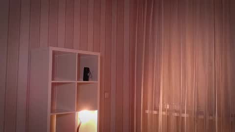 Snapshot of avelyssa chatting on 02-13-25, 03:35 Goddess Alyssa online show from 02-13-25, 03:35