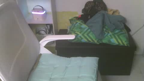 Rhian online show from 02-14-25, 06:23