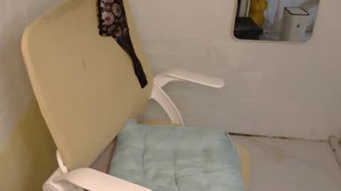 Rhian online show from 09-09-25, 02:44