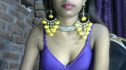 Snapshot of avery_lust01 chatting on 01-28-25, 05:43 avery_lust01 online show from 01-28-25, 05:43