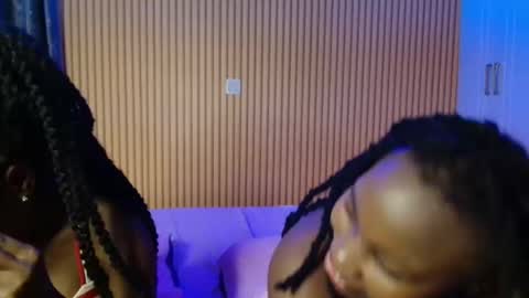 Avian online show from 11-19-25, 03:45