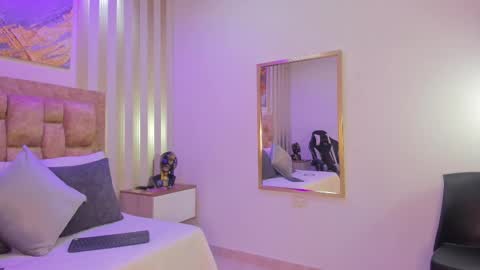 AVIS  online show from 09-20-25, 07:04