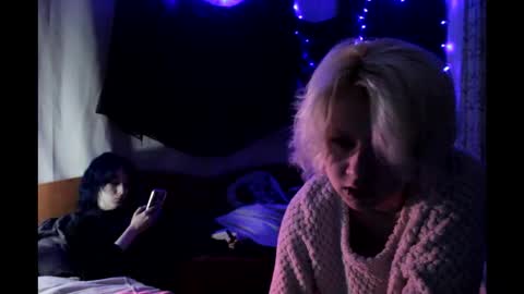 Avny online show from 10-10-25, 02:54