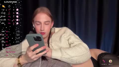 Snapshot of avril_pearly_ chatting on 01-17-25, 10:56 avril_pearly_ online show from 01-17-25, 10:56