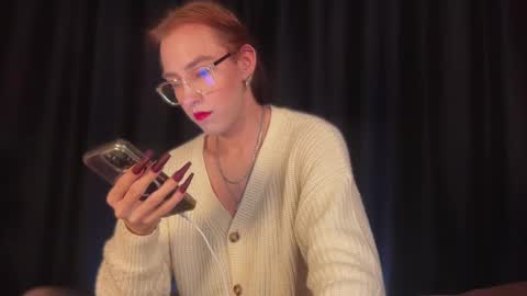 Snapshot of avril_pearly_ chatting on 02-09-25, 11:15 avril_pearly_ online show from 02-09-25, 11:15