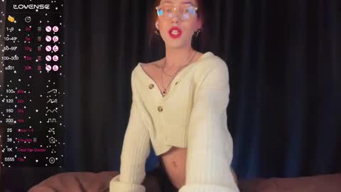 Snapshot of avril_pearly_ chatting on 02-15-25, 10:52 avril_pearly_ online show from 02-15-25, 10:52