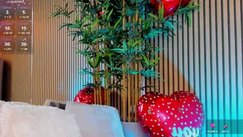 AVRILL CYRUX online show from 02-14-25, 10:28