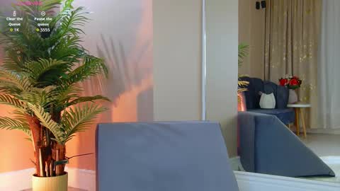 AVRILL CYRUX online show from 09-09-25, 06:24