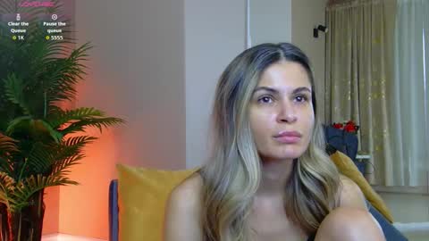 AVRILL CYRUX online show from 02-25-26, 08:02