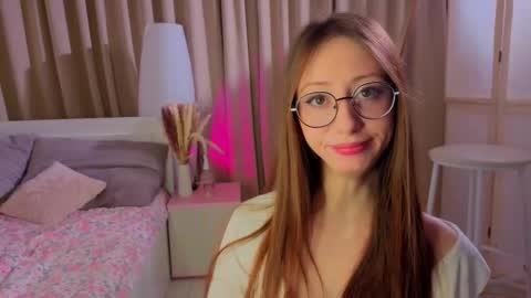 Avril online show from 03-13-26, 09:32