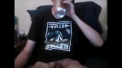 Snapshot of aweshite chatting on 11-11-25, 09:42 aweshite online show from 11-11-25, 09:42