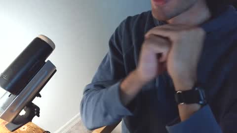 Snapshot of awwdi1 chatting on 01-02-25, 03:51 Edward Skellington online show from 01-02-25, 03:51