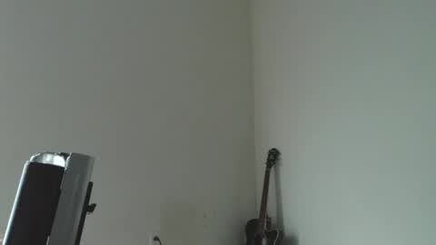 Snapshot of awwdi1 chatting on 01-24-25, 05:11 Edward Skellington online show from 01-24-25, 05:11