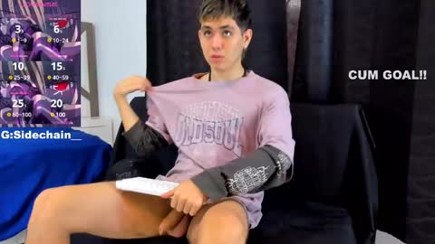 Snapshot of axel_cifer chatting on 02-26-25, 02:36 Axel cifer online show from 02-26-25, 02:36