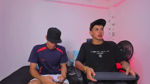 AXEL online show from 11-21-25, 07:56