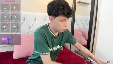 Axel Evanss online show from 09-10-25, 01:11