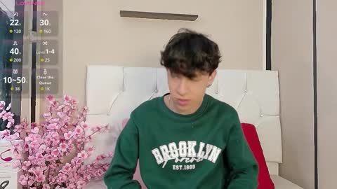 Axel Evanss online show from 10-25-25, 01:07