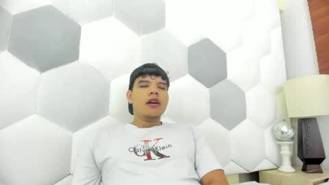 Axel Forte online show from 12-14-25, 01:27