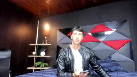 Snapshot of axel_hendrick chatting on 02-21-26, 12:17 axel_hendrick online show from 02-21-26, 12:17