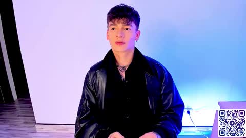 Snapshot of axel_inkshade chatting on 01-07-26, 01:30 Axel online show from 01-07-26, 01:30