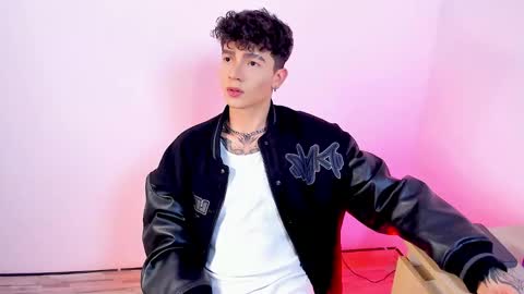 Snapshot of axel_inkshade chatting on 01-16-26, 03:10 Axel online show from 01-16-26, 03:10