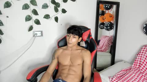axel_rosse2 online show from 10-30-25, 10:43